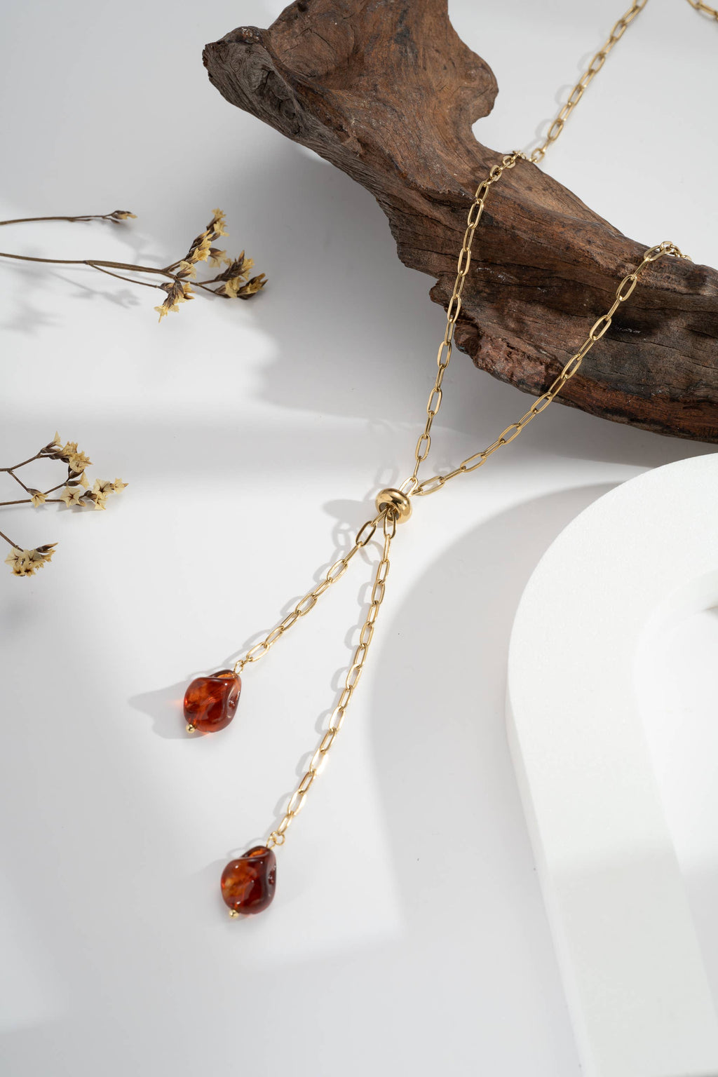 Collier Coulissant Ambre Doré – Éclat Solaire, Ajustable,