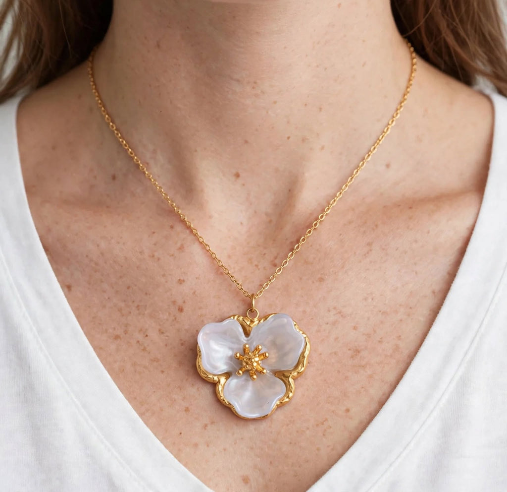 Collier Daria , acier inoxydable et résine grise