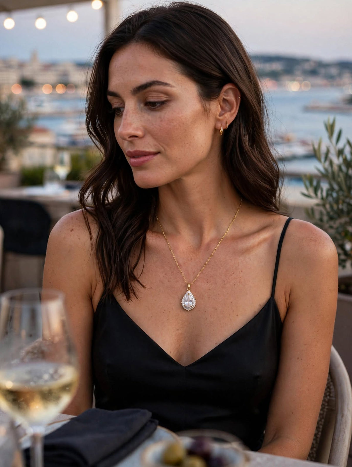 Collier Aurora Doré | Pendentif Goutte Cristal Halo | Acier Inoxydable | BisouBijoux